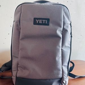 YETI Crossroads 23L Commuter Backpack